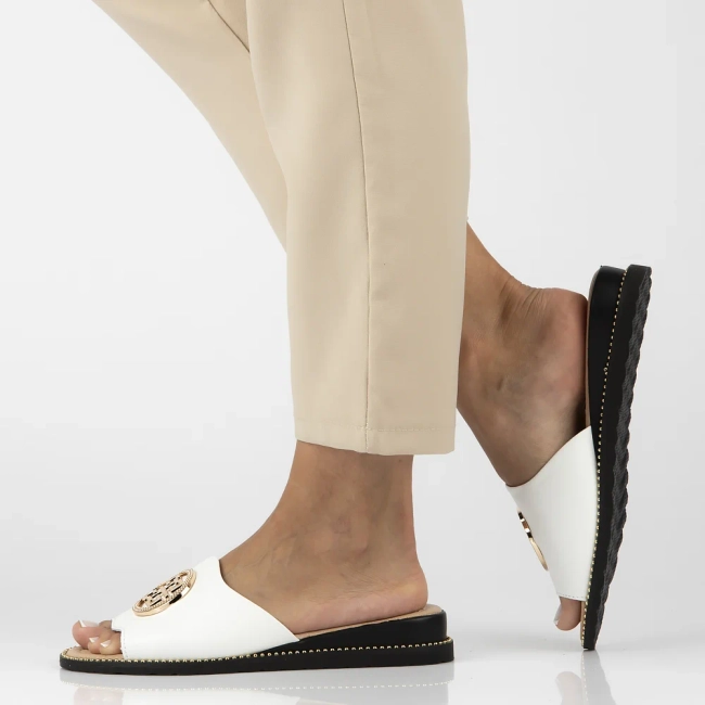 Leather flip-flops Filippo DK7042/25 WH white