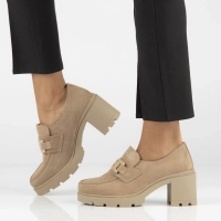 Skórzane półbuty na obcasie Filippo DP4785/23 BE SU beżowe