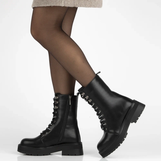 Leather ankle boots Filippo DBT7256/25 BK black