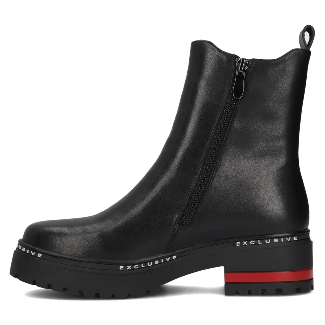 Leather ankle boots Filippo DBT6598/24 BK black