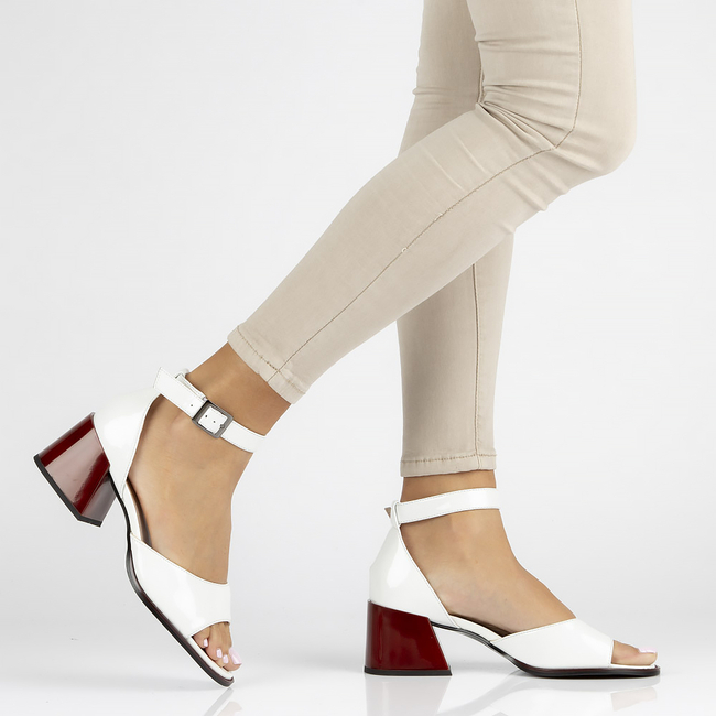 Leather sandals Filippo DS3723/22 WH white