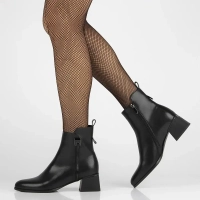 Leather ankle boots Filippo DBT6594/24 BK black