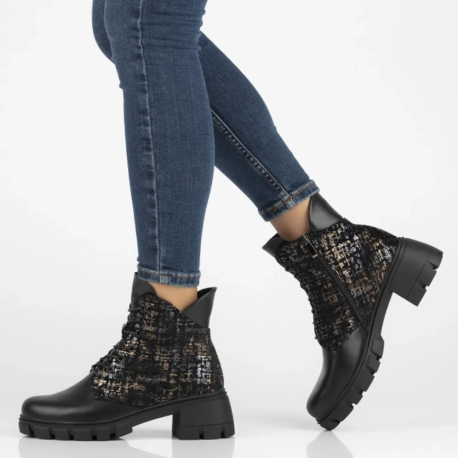 Leather ankle boots Filippo DBT6356/24 BK MLT black