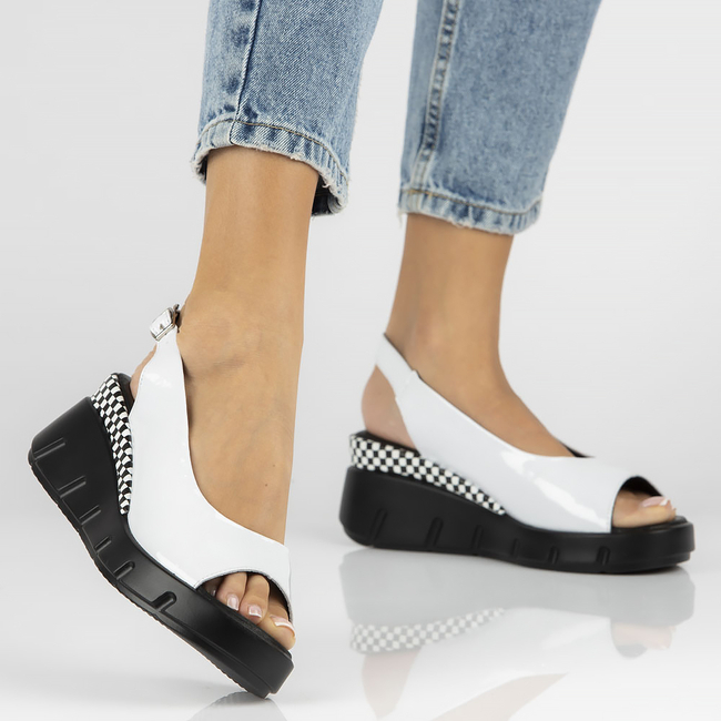 Leather sandals Filippo DS4453/23 WH white