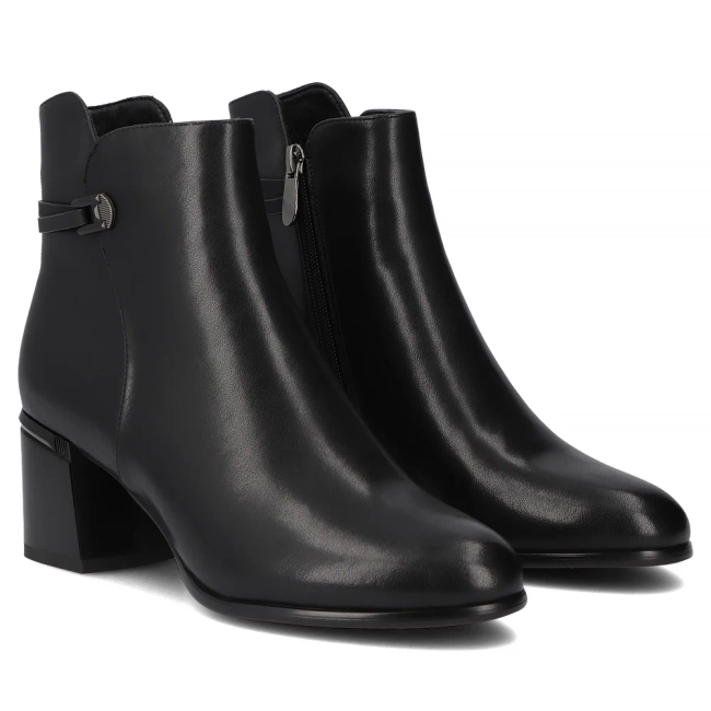 Leather ankle boots Filippo DBT7377/25 BK black