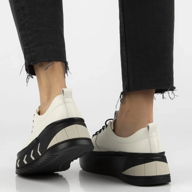 Skórzane sneakersy Filippo DP6427/25 LT BE jasnobeżowe