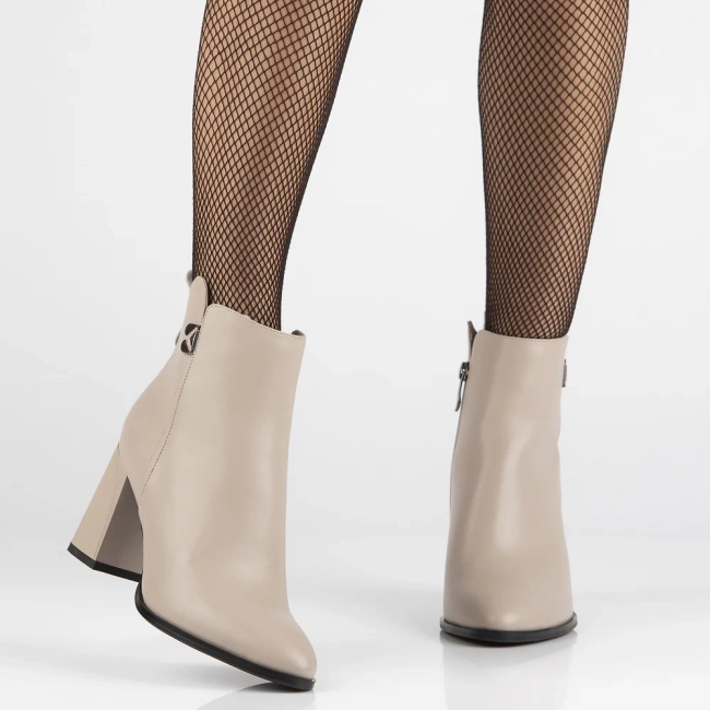 Leather ankle boots Filippo DBT6578/24 BE beige