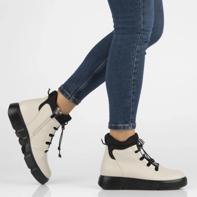 Skórzane botki na platformie Filippo DBT6532/25 BE beżowe