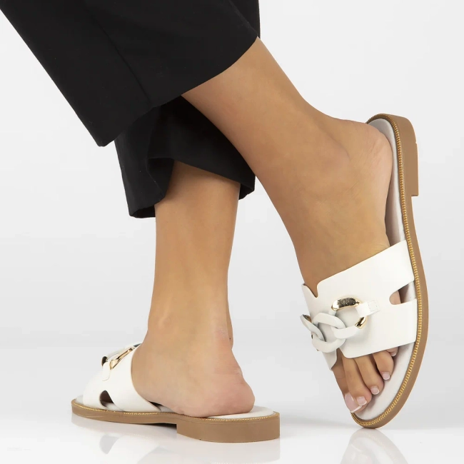 Klapki Filippo DK6218/24 WH białe