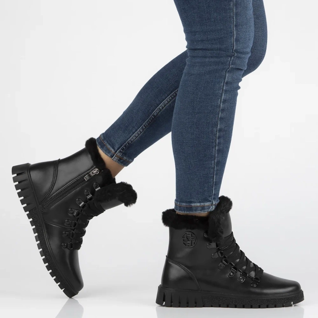 Leather ankle boots Filippo DBT6363/24 BK black