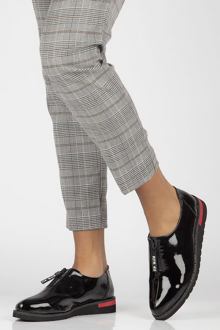 Skórzane półbuty Filippo DP4180/22 BK czarne