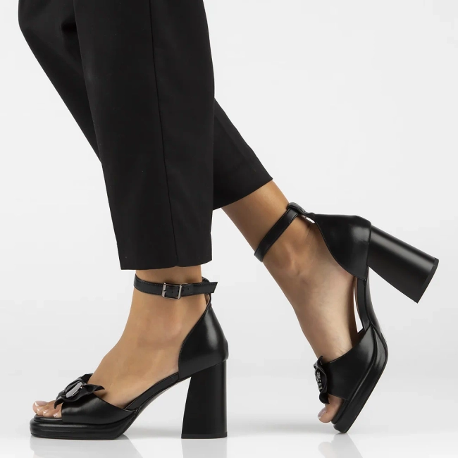 Leather sandals Filippo DS6179/25 BK black