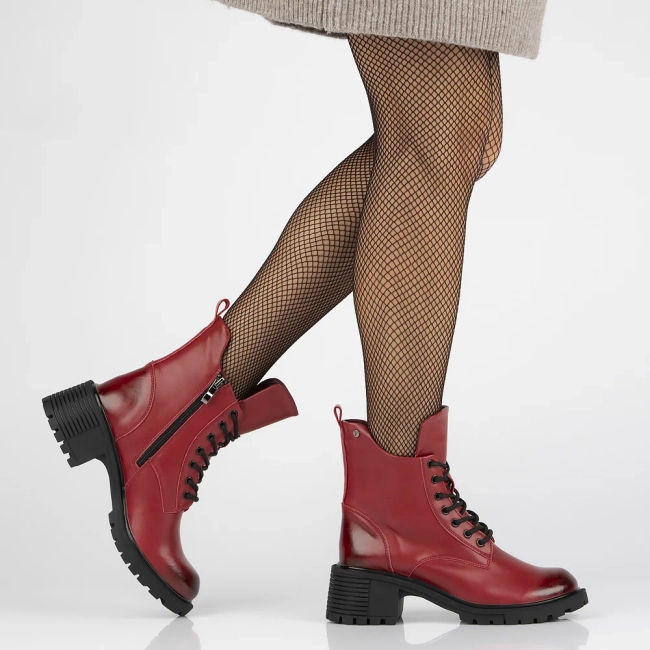 Leather ankle boots Filippo DBT6501/25 RD red