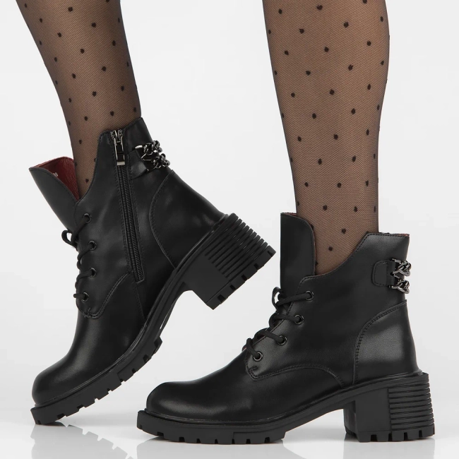 Leather ankle boots Filippo DBT6491/24 BK black