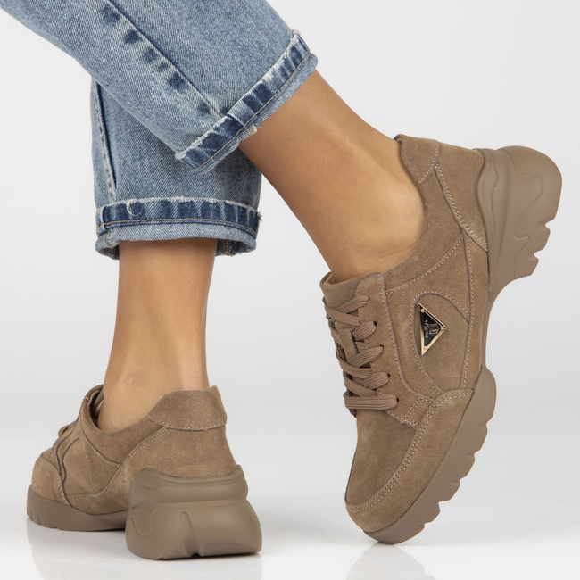 Skórzane półbuty na platformie Filippo DP4181/22 BE beżowe