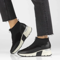 Skórzane sneakersy Rieker N6352-01 czarne