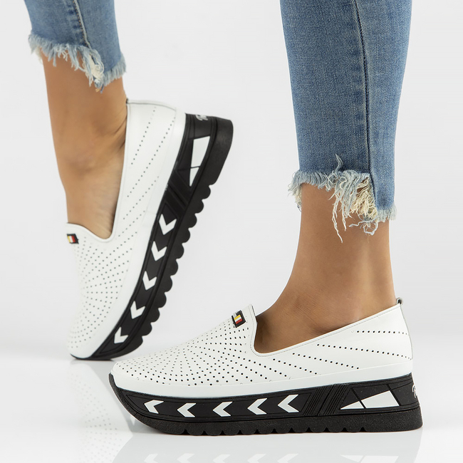 Skórzane półbuty Filippo DP3906/22 WH białe