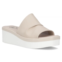 Skórzane klapki Filippo DK6147/24 BE beżowe