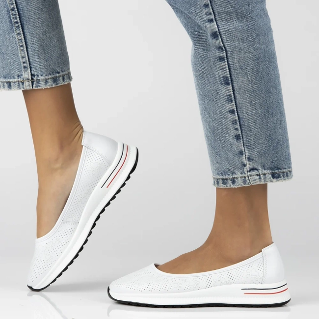 Leather shoes Filippo DP6719/25 WH white