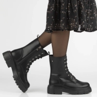 Leather ankle boots Filippo DBT4759/25 BK black