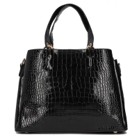 Black handheld bag onyx box