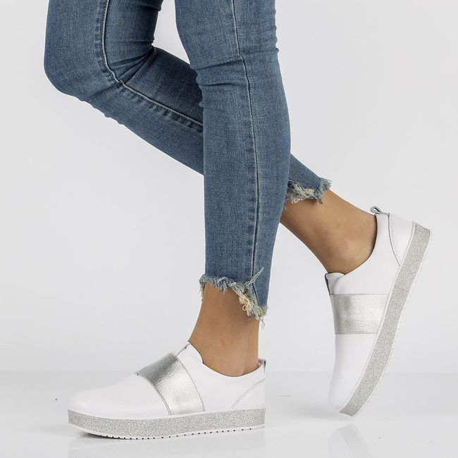 Leather shoes Filippo DP1259/20 WH white