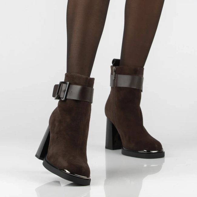 Leather heeled ankle boots Filippo DBT8014/26 BR SU brown