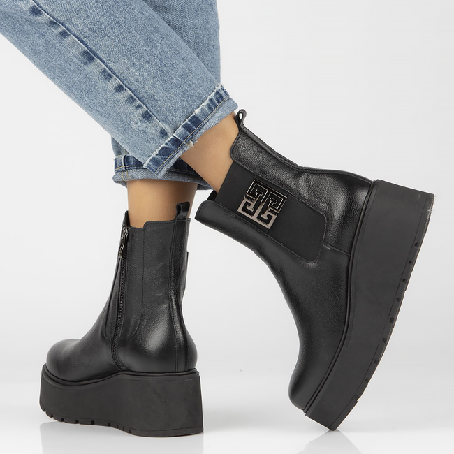 Suede ankle boots Filippo 60390 black