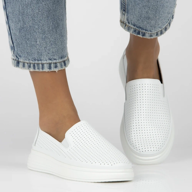 Leather shoes Filippo DP6752/25 WH white