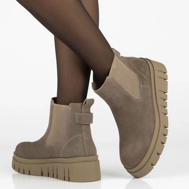 Leather ankle boots Filippo DBT7266/25 TP taupe