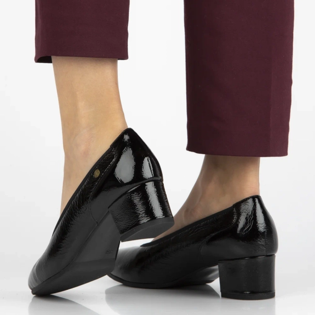 Leather shoes Maciejka P7223-01/00-7 black