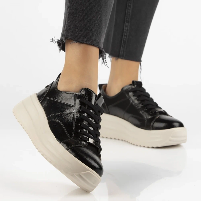 Leather sneakers Filippo DP6795/25 BK black