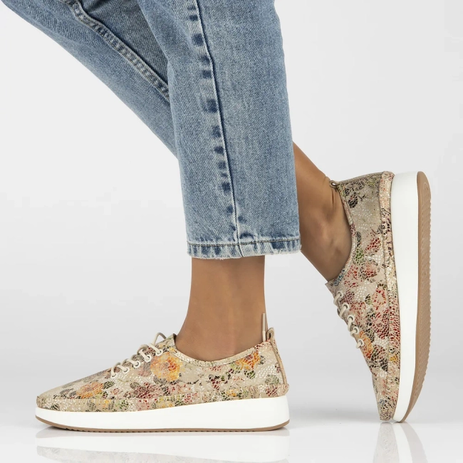 Skórzane półbuty na platformie Filippo DP6102/24 BE FL beżowe