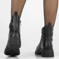 Leather ankle boots Filippo DBT6550/24 BK black