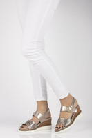 Sandały na koturnie Filippo DS2077/21 GO złote