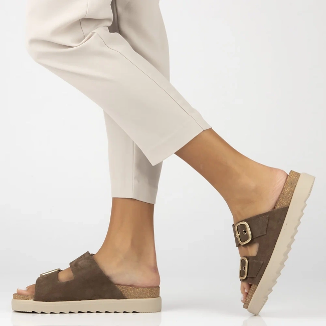 Leather flip-flops Yokono TUNEZ-130 SERRAJE LODO brown