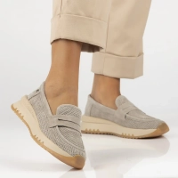 Skórzane półbuty na platformie Filippo DP6748/25 BE beżowe