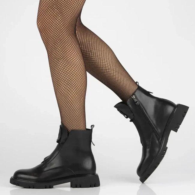 Leather ankle boots Filippo DBT6577/24 BK black