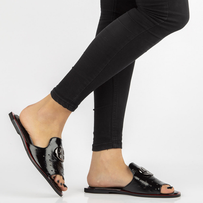 Klapki Filippo DK2353/21 BK czarne