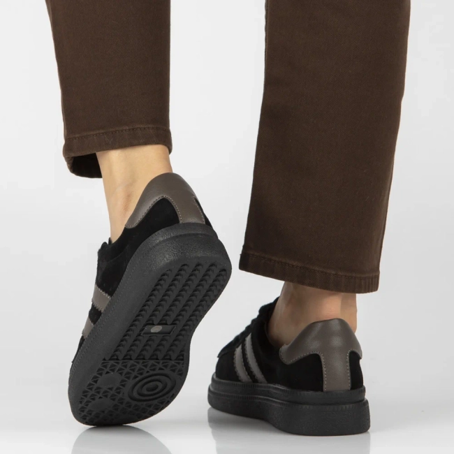 Skórzane sneakersy Filippo DP7981/26 BK czarne