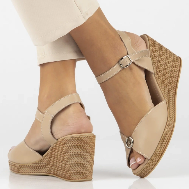 Leather sandals Filippo DS6026/24 BE beige