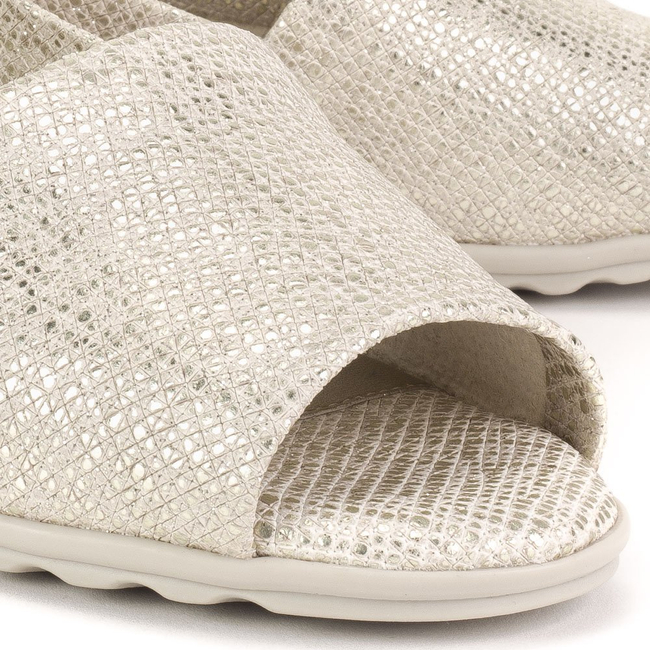 The Flexx Fantastic A202_03 Gold Smart Shoes