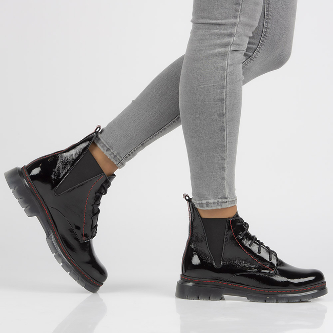 Leather ankle boots Filippo 60266 black lacquered