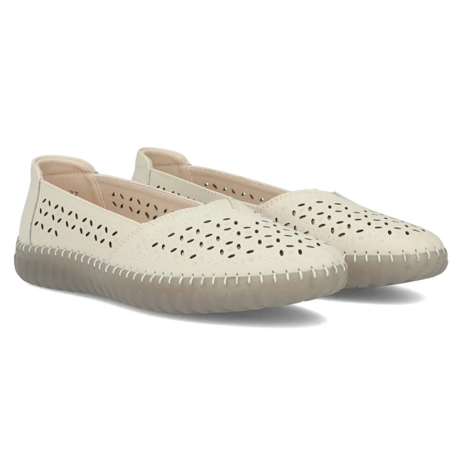 Leather shoes Filippo DP6065/24 BE beige
