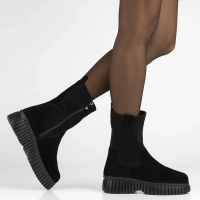 Leather ankle boots Filippo DBT7163/25 BK SU black