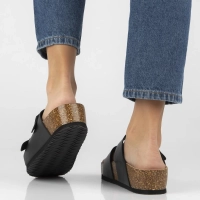 Skórzane klapki Filippo DK7885/26 BK czarne 