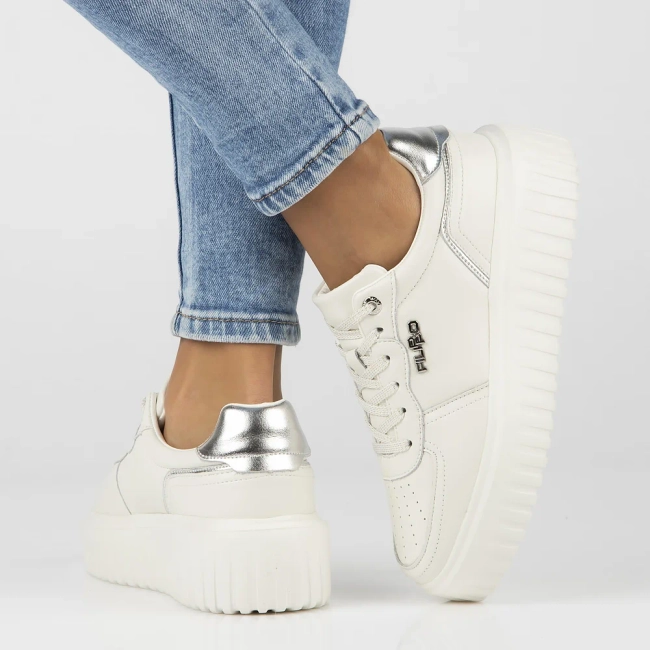 Skórzane sneakersy Filippo DP6726/25 WH białe