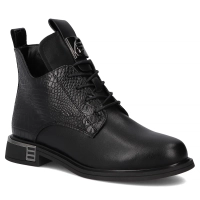 Leather ankle boots Filippo DBT7246/25 BK black