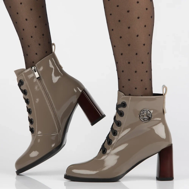 Leather ankle boots Filippo DBT6314/24 TP taupe