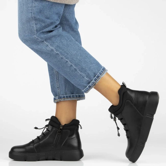 Leather ankle boots Filippo DBT6532/25 BK black